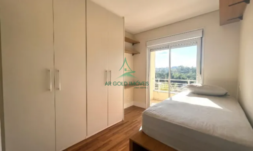 Casa à Venda na Granja Viana | 164m² | 3 Suítes | Mobiliada | 2 Vagas | Recanto Bel Fiori