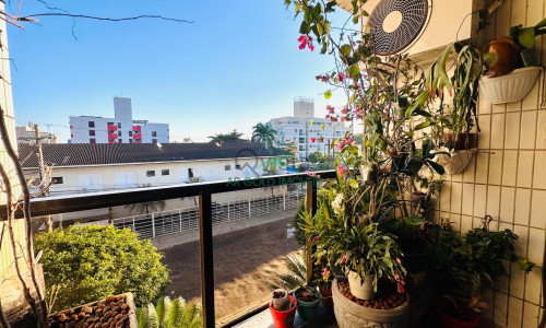Apartamento à Venda na Enseada, Guarujá | 80m² | 2 Quartos | 1 Suíte | 2 Vagas