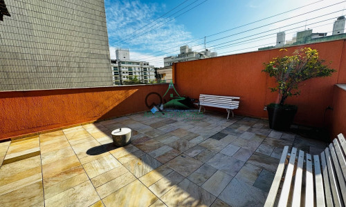 Apartamento à Venda na Enseada, Guarujá | 80m² | 2 Quartos | 1 Suíte | 2 Vagas