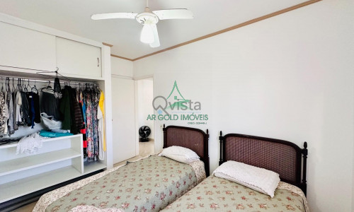 Apartamento à Venda na Enseada, Guarujá | 80m² | 2 Quartos | 1 Suíte | 2 Vagas
