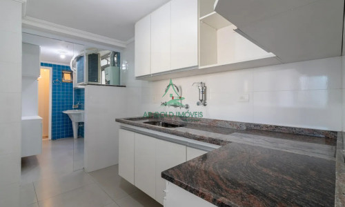 Apartamento à Venda no Campo Belo | 75m² | 3 Dorms | 2 Vagas | Reformado | Imperador