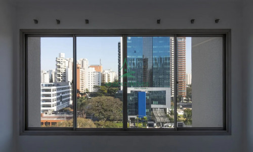 Apartamento à Venda no Campo Belo | 75m² | 3 Dorms | 2 Vagas | Reformado | Imperador